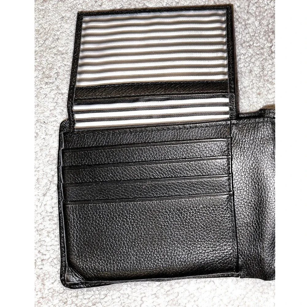 Mens Black Pebbled Leather Bifold Wallet w/ ID Window NWOT Sleek Artisan Luxury